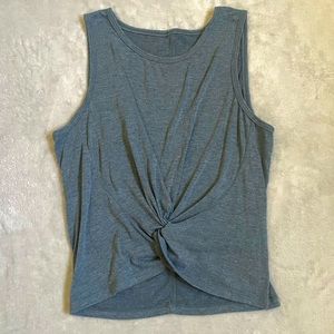 Athletic twist crop tank